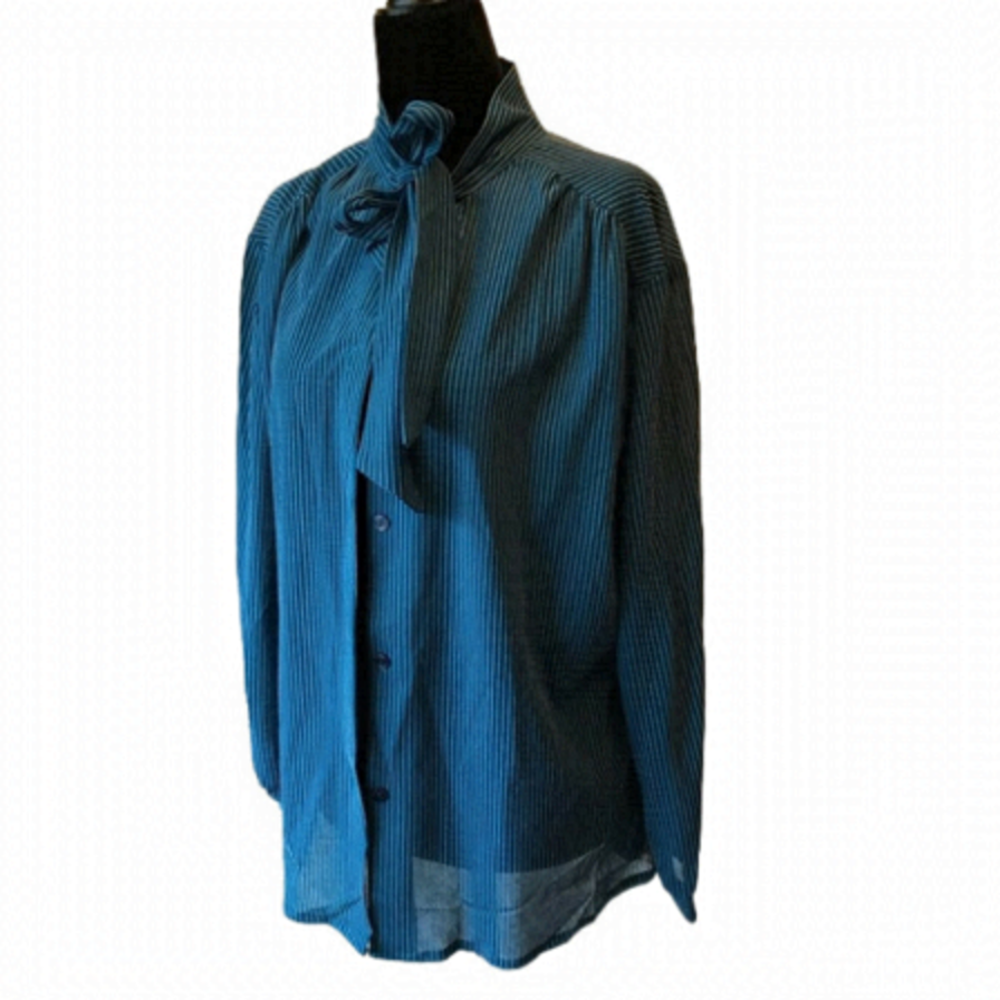 Vintage women’s blouse. Polyester - teal with white pinstripes. Medium